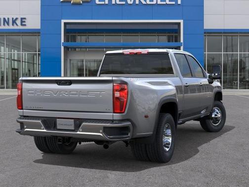 2026 Chevrolet Silverado 3500 LT