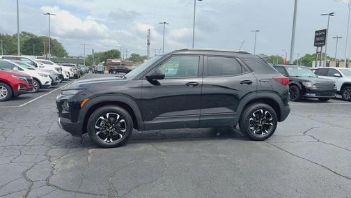Mosaic Black Metallic 2023 Chevrolet Trailblazer LT