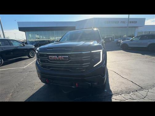 2025 GMC Sierra 1500 AT4