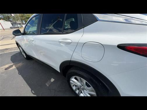 2025 Buick Envista Preferred FWD