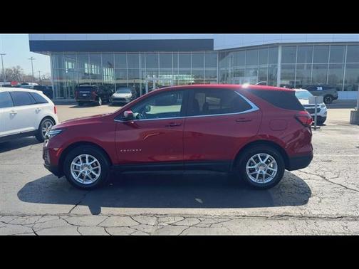Radiant Red Tintcoat 2024 Chevrolet Equinox 1LT