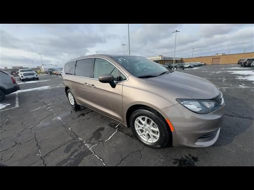 2017 Chrysler Pacifica Touring