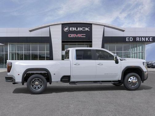 2025 GMC Sierra 3500 SLT