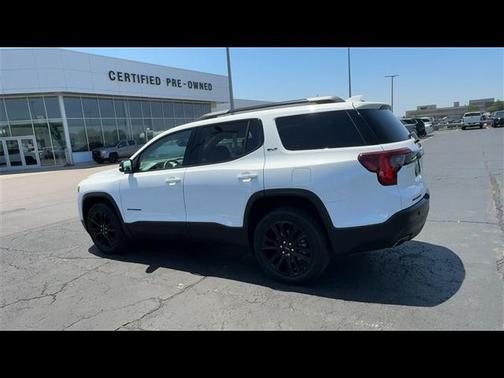 2023 GMC Acadia AWD SLT