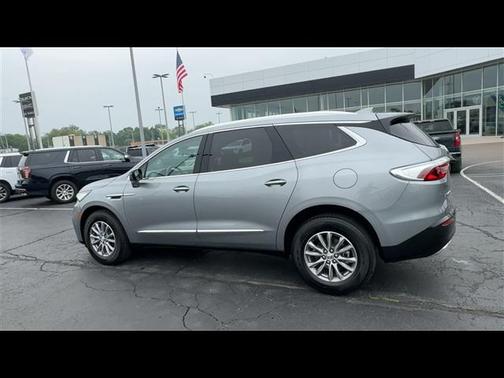 2024 Buick Enclave Essence AWD