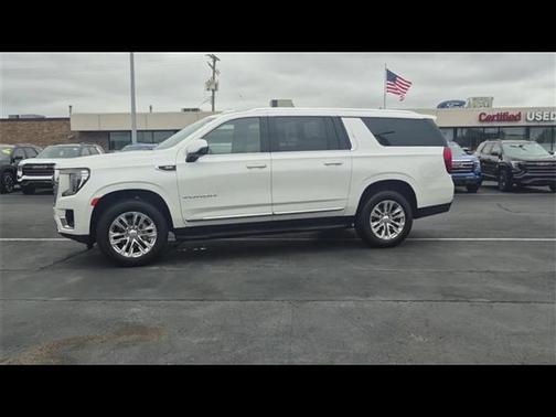 2023 GMC Yukon XL SLT