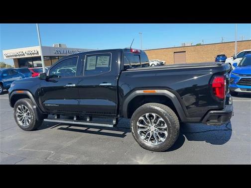 2023 GMC Canyon Denali
