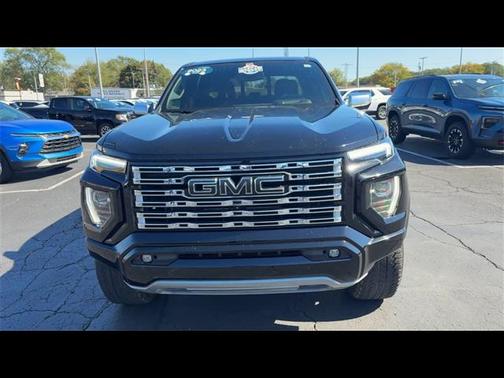 2023 GMC Canyon Denali