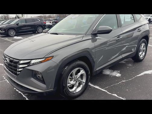 2024 Hyundai TUCSON SE