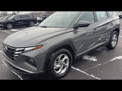 2024 Hyundai TUCSON SE