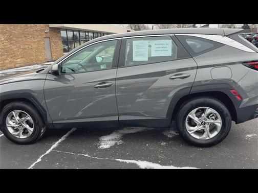 2024 Hyundai TUCSON SE