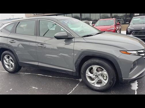 2024 Hyundai TUCSON SE