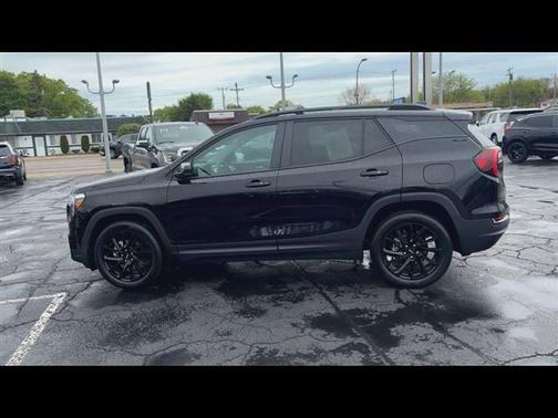 Ebony Twilight Metallic 2024 GMC Terrain SLE