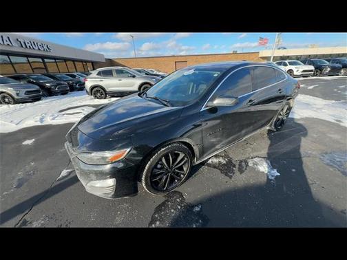 2022 Chevrolet Malibu FWD LT