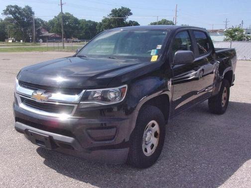 Black 2018 Chevrolet Colorado WT