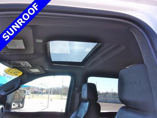 2023 GMC Sierra 2500 Denali