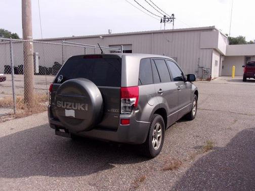 2010 Suzuki Grand Vitara Premium