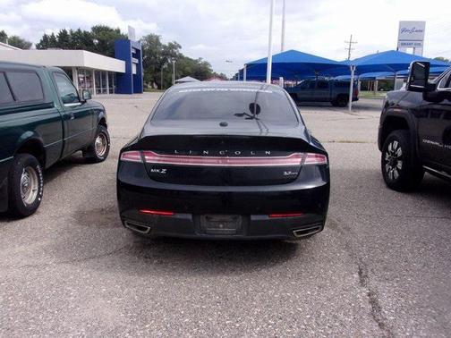 2015 Lincoln MKZ Base