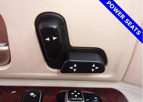 2006 Lincoln Town Car Executive L