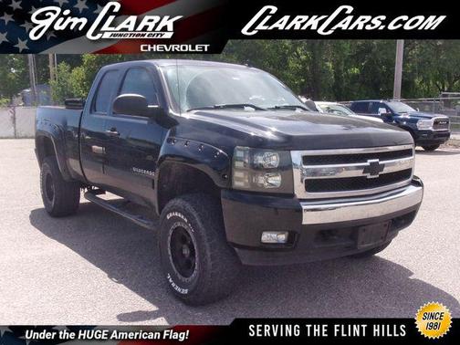 Black 2008 Chevrolet Silverado 1500 LT1 Extended Cab