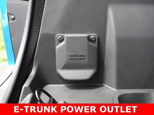 2025 Chevrolet Silverado EV LT