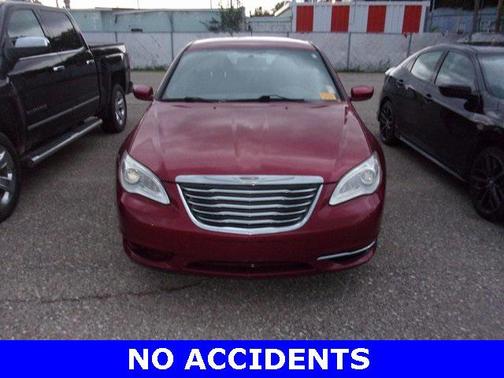 2013 Chrysler 200 Touring