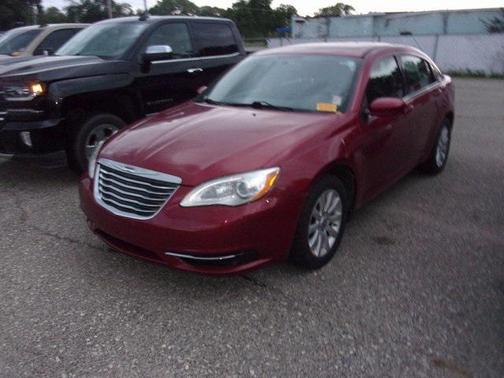 2013 Chrysler 200 Touring