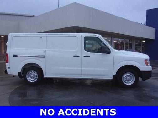 2017 Nissan NV Cargo NV1500 S V6