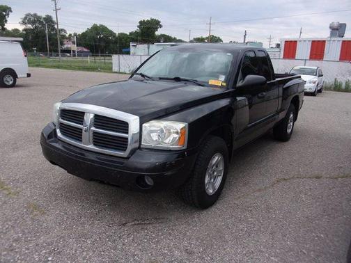 2007 Dodge Dakota SLT Club Cab