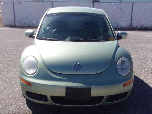 2010 Volkswagen New Beetle 2.5L