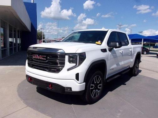 2024 GMC Sierra 1500 AT4