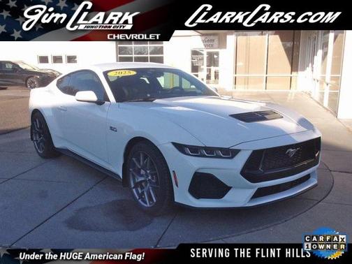 2025 Ford Mustang GT Premium