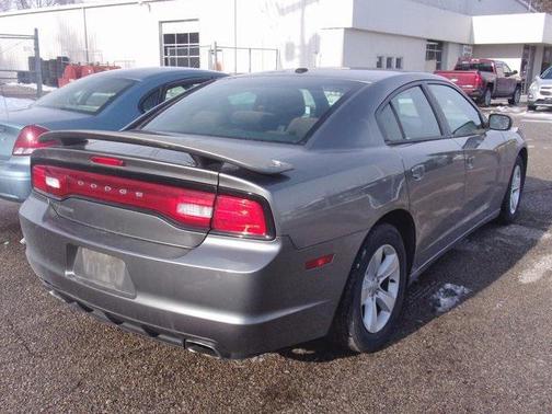 2012 Dodge Charger SE