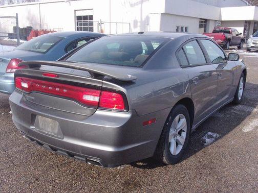 2012 Dodge Charger SE