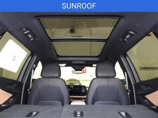 Polar White Tricoat 2026 Chevrolet Equinox AWD ACTIV