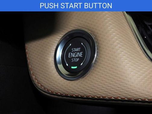Polar White Tricoat 2026 Chevrolet Equinox AWD ACTIV