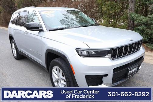 2023 Jeep Grand Cherokee L Laredo