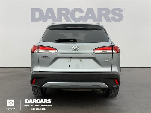 2024 Toyota Corolla Cross LE