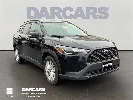 2024 Toyota Corolla Cross LE