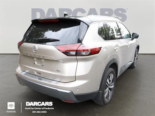 2024 Nissan Rogue SL