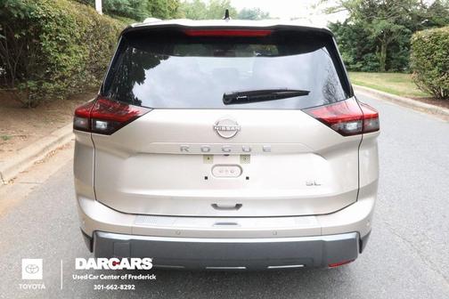 2024 Nissan Rogue SL