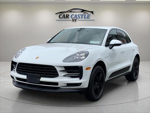 2021 Porsche Macan Base