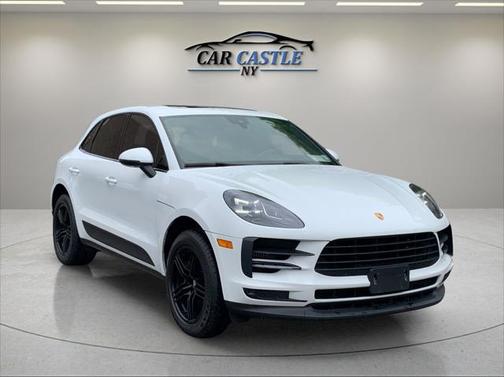 2021 Porsche Macan Base
