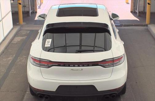 2021 Porsche Macan Base