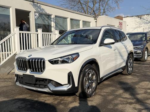 2025 BMW X1 xDrive28i