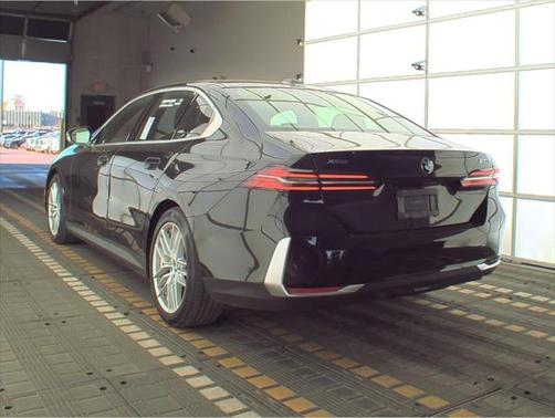 2024 BMW 530 i xDrive