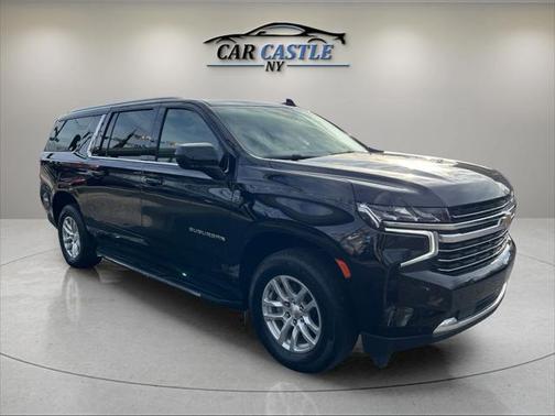 2023 Chevrolet Suburban LT
