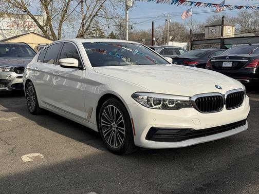 Alpine White 2019 BMW 530 xDrive