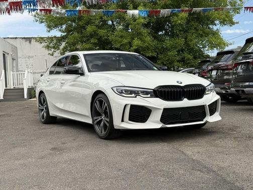 Alpine White 2021 BMW 330