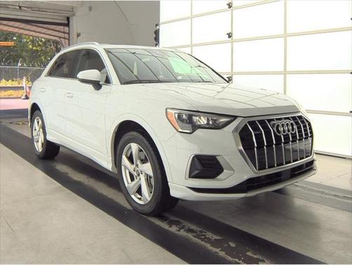 2022 Audi Q3 40 Premium